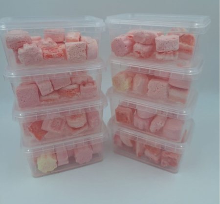 علبة بوظة مجففة بالتبريد بطعم الليمون والفراوله